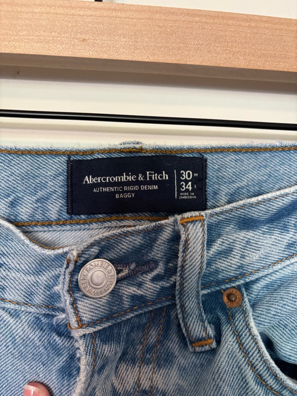 Vintage Abercrombie & Fitch Light Wash Baggy Women's Jeans